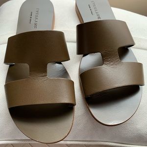 Everlane Bridge Sandal!!